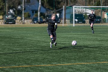 Bild 324 - B-Juniorinnen Halbfinale SVHU - Holstein Kiel : Ergebnis: 3:0